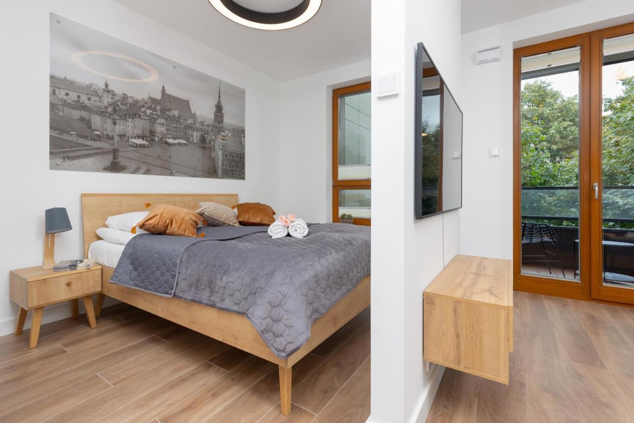 Srodmiescie Warsaw Muranow Apartments With Parking By Noclegi Renters 외부 사진