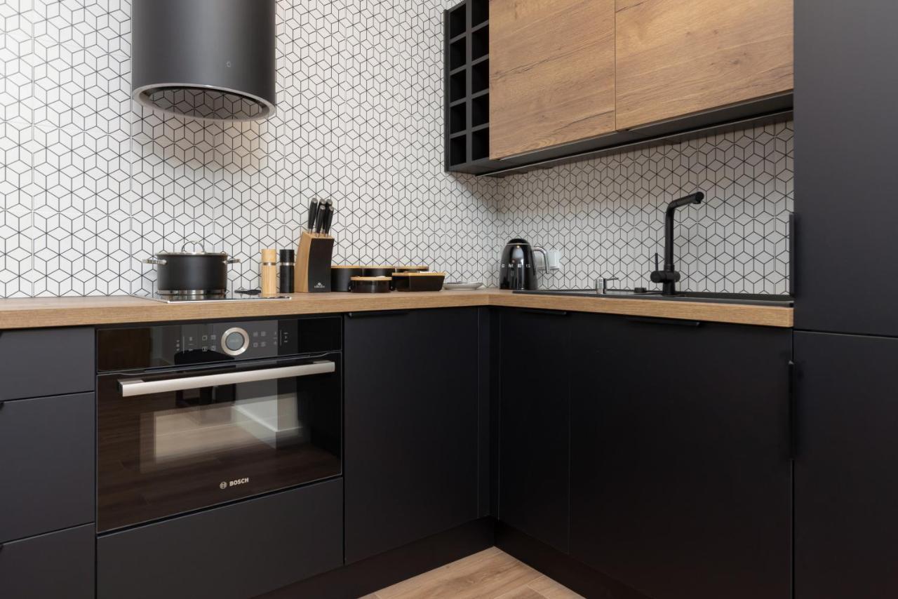 Srodmiescie Warsaw Muranow Apartments With Parking By Noclegi Renters 외부 사진