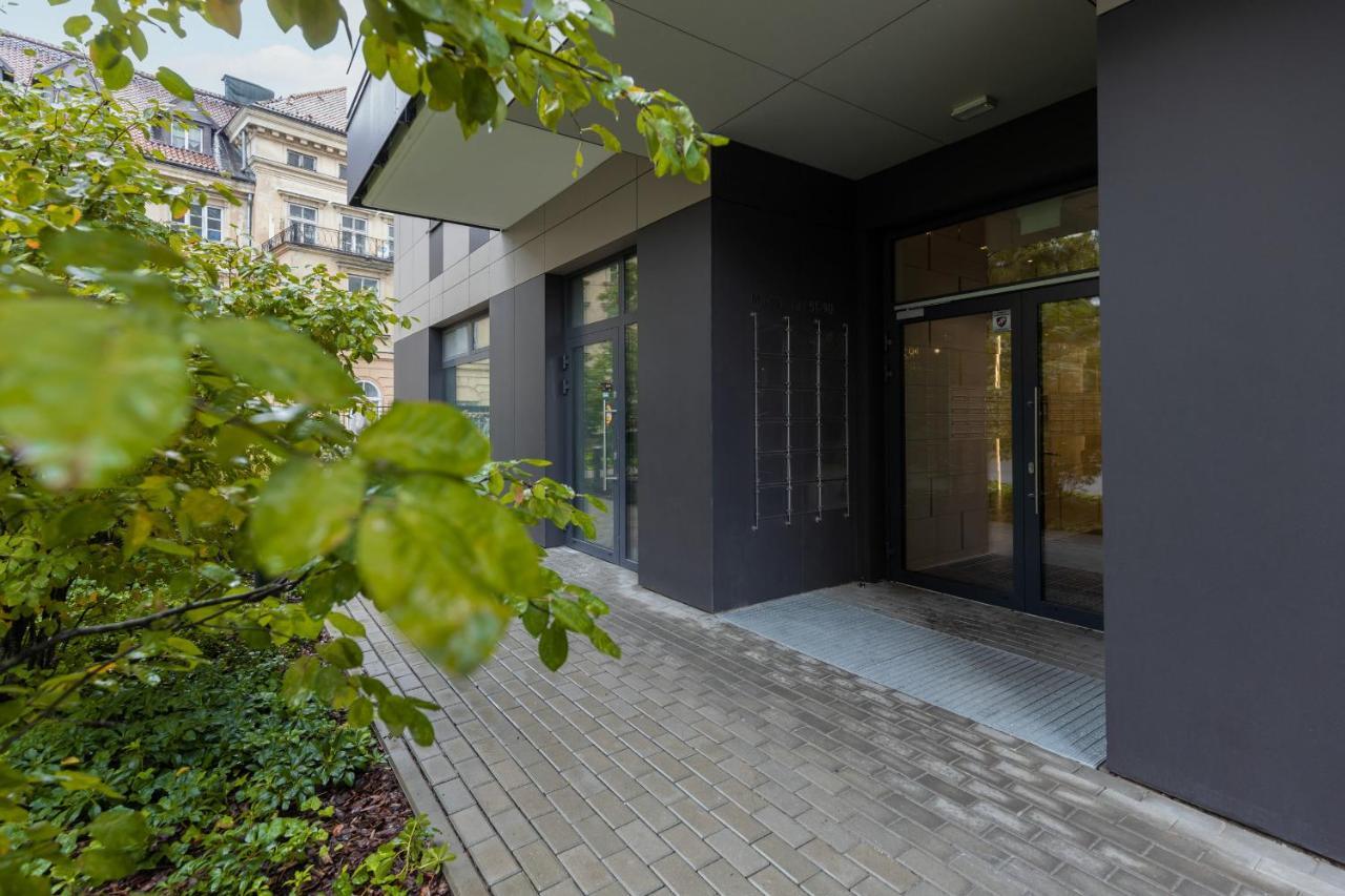 Srodmiescie Warsaw Muranow Apartments With Parking By Noclegi Renters 외부 사진