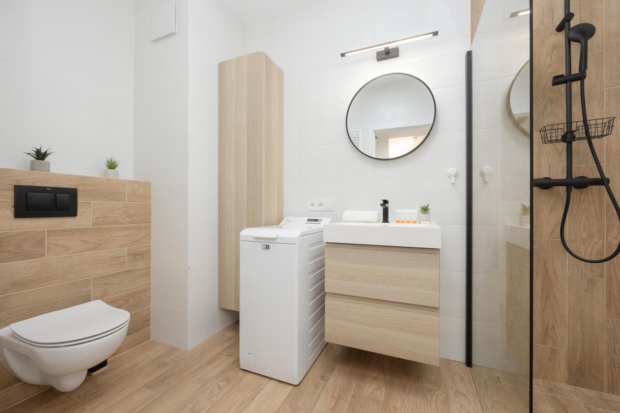 Srodmiescie Warsaw Muranow Apartments With Parking By Noclegi Renters 외부 사진