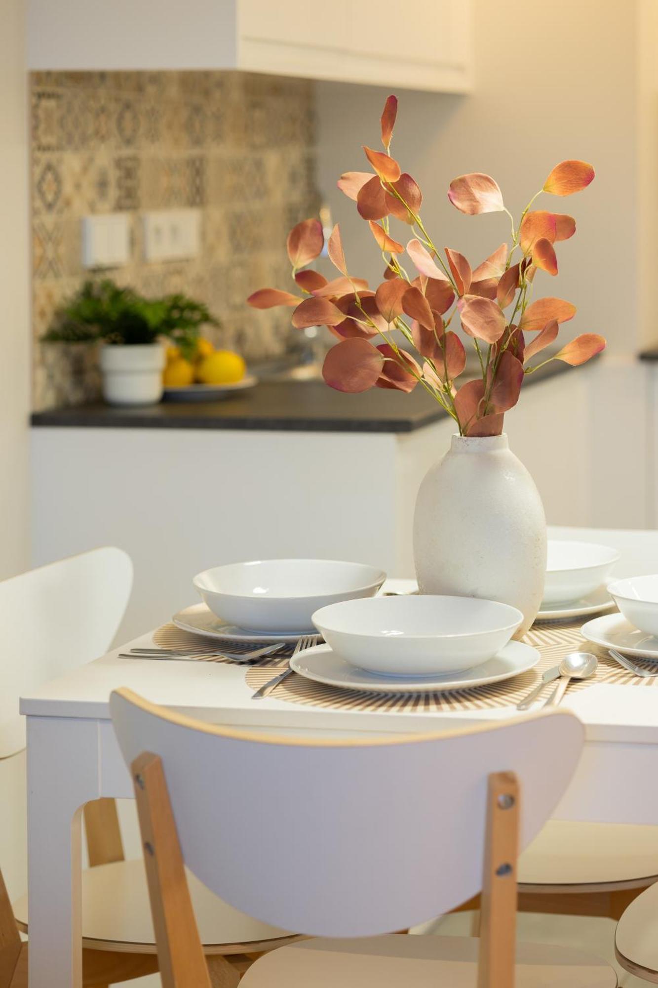 Srodmiescie Warsaw Muranow Apartments With Parking By Noclegi Renters 외부 사진