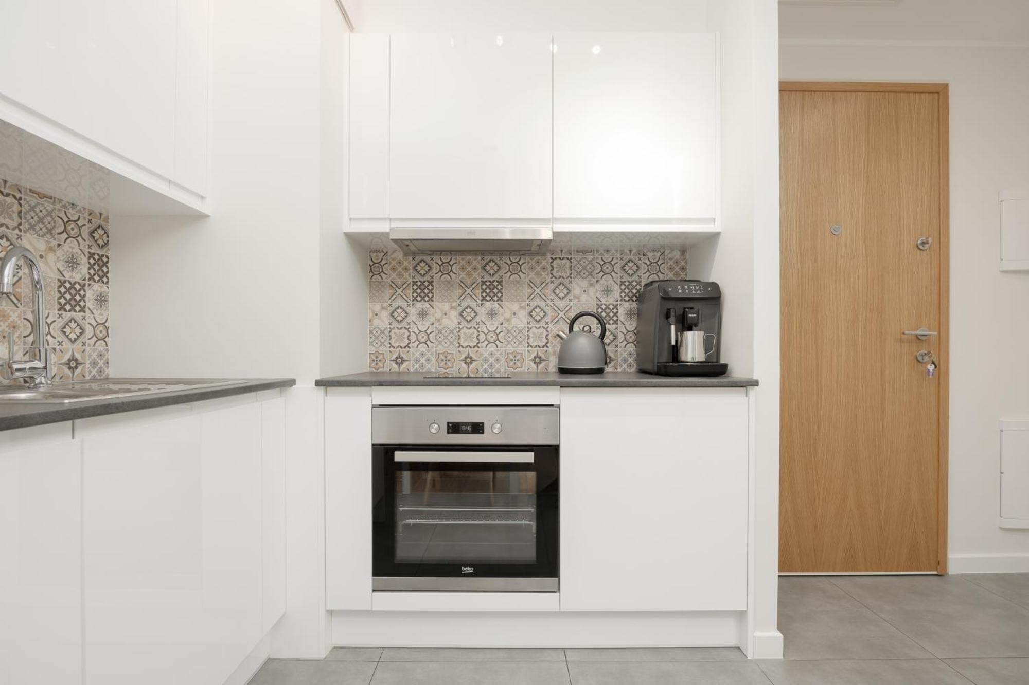 Srodmiescie Warsaw Muranow Apartments With Parking By Noclegi Renters 외부 사진