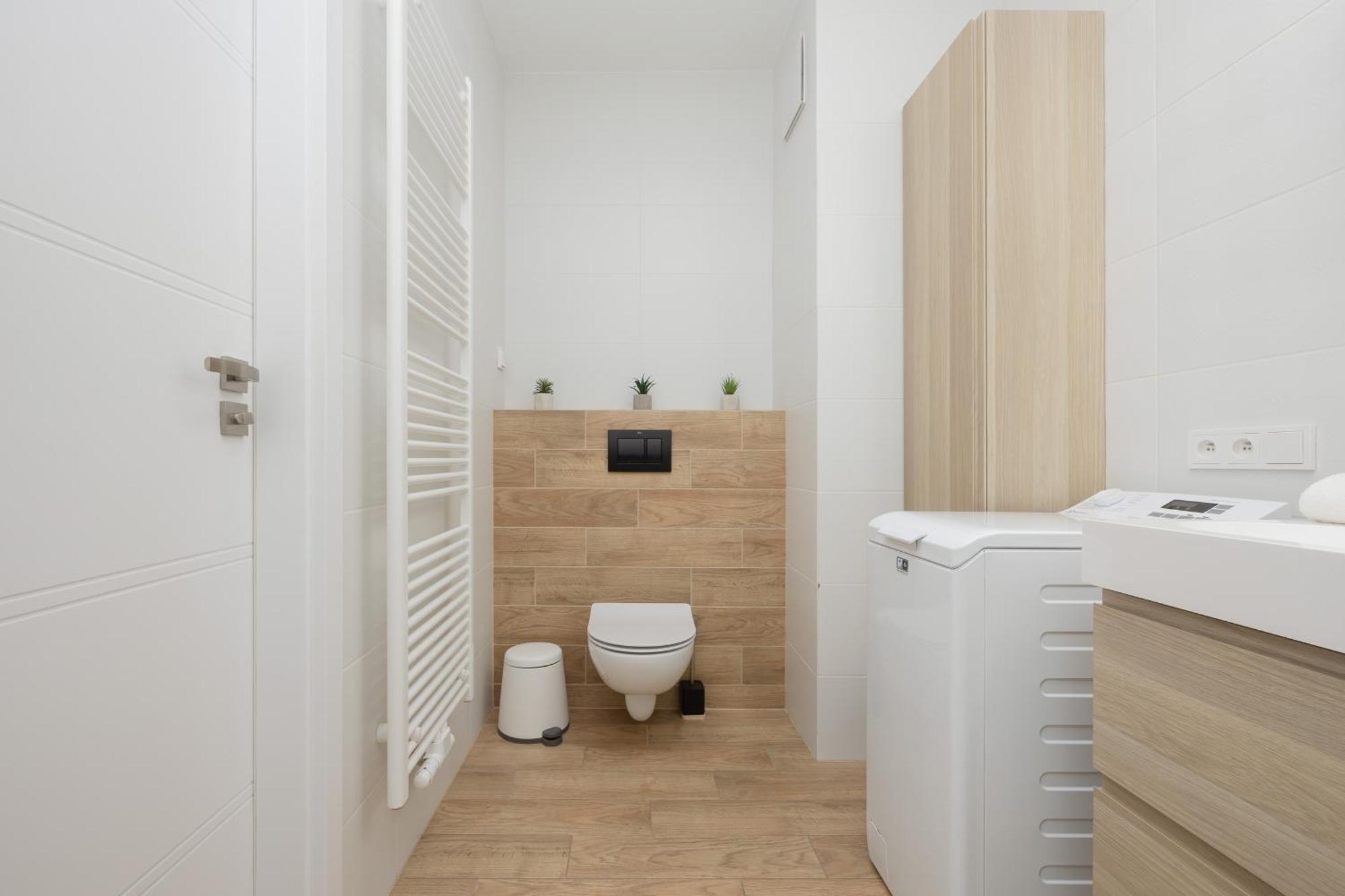 Srodmiescie Warsaw Muranow Apartments With Parking By Noclegi Renters 외부 사진